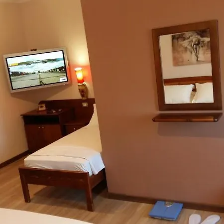 Hotel Drini Rrashbull