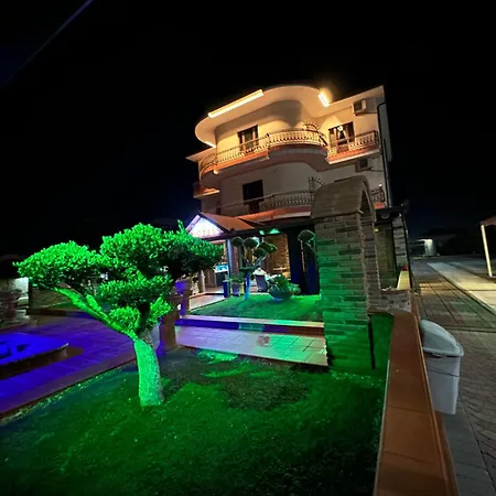 Hotel Drini