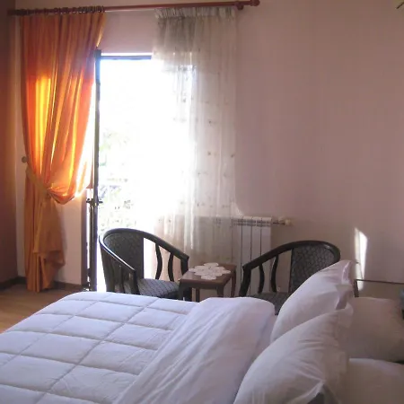 Hotel Drini 3*