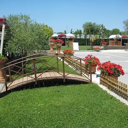 Drini Hotel 3*